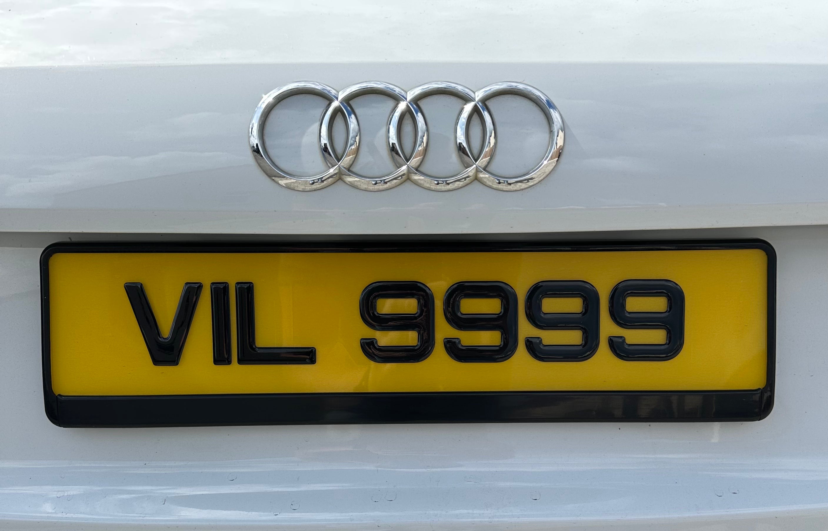 Numberplate Surround